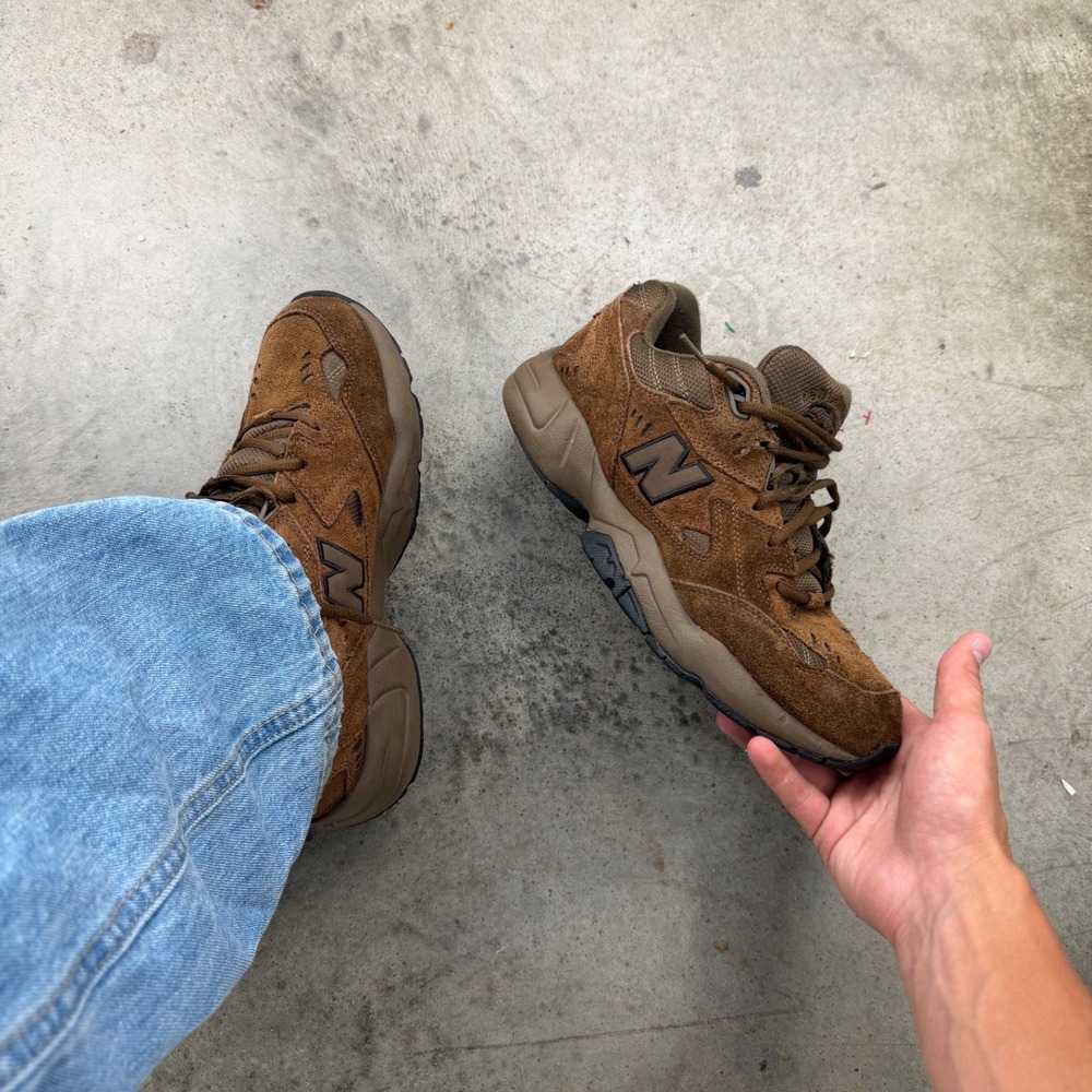 Vintage New Balance 608 Brown Suede Chunky Sneakers Mens 9.5 Low Top Shoes